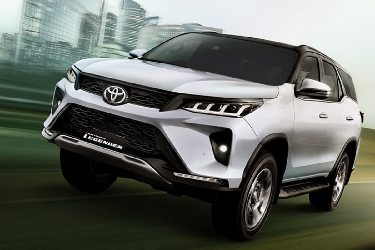Fortuner SUV car rental varanasi